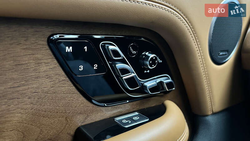 Внедорожник / Кроссовер Land Rover Range Rover 2018 в Львове