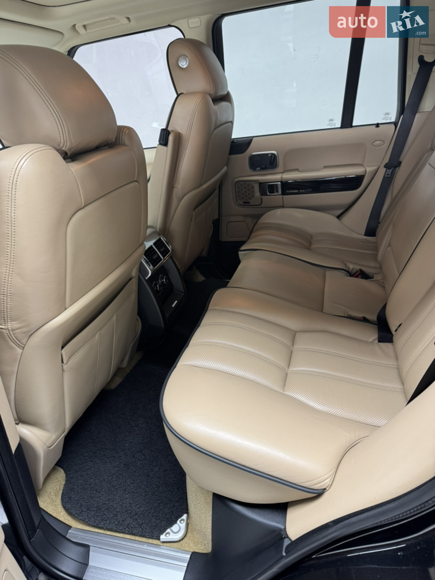 2012 Land Rover Range Rover - мініатюра 11