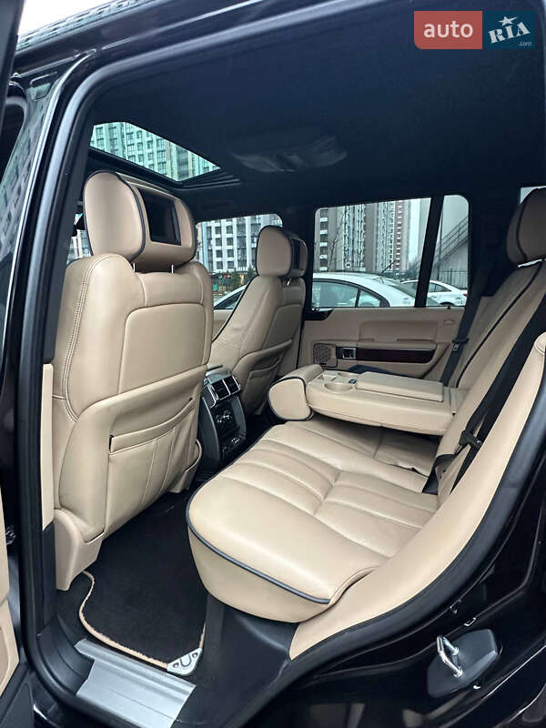 Позашляховик / Кросовер Land Rover Range Rover 2010 в Києві