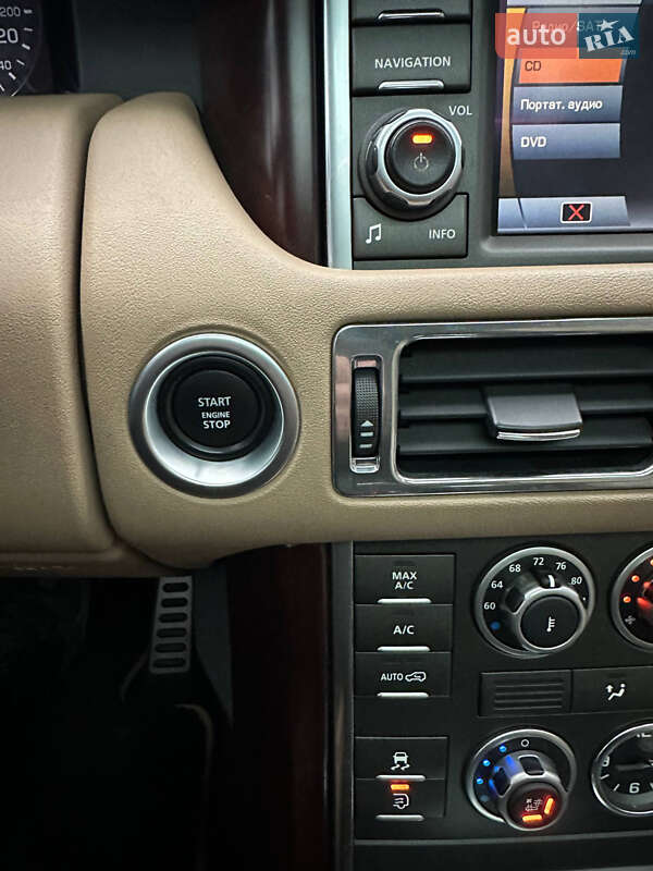 Позашляховик / Кросовер Land Rover Range Rover 2010 в Києві