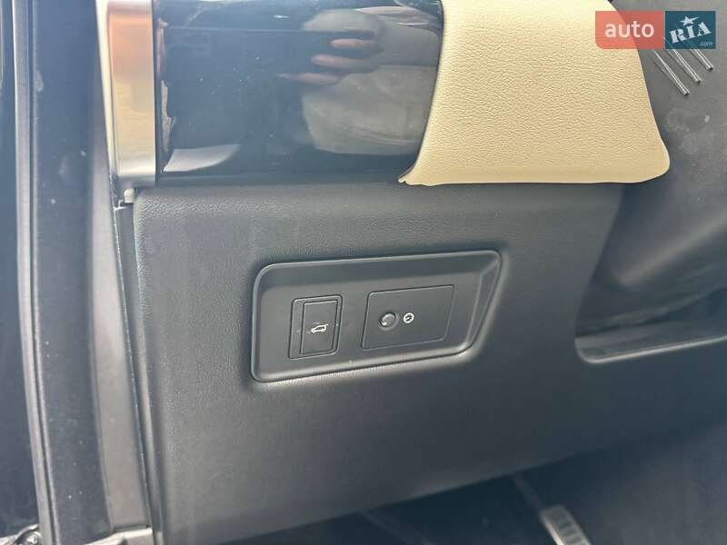 Внедорожник / Кроссовер Land Rover Range Rover 2021 в Львове фото 19 Внедорожник / Кроссовер Land Rover Range Rover 2021 в Львове