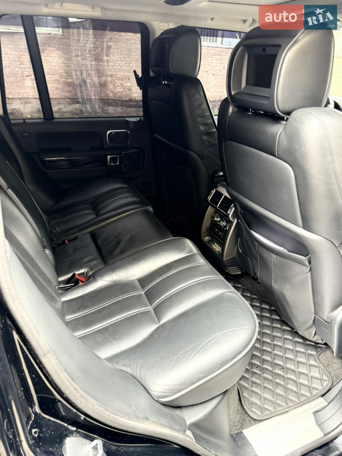 2010 Land Rover Range Rover - мініатюра 25