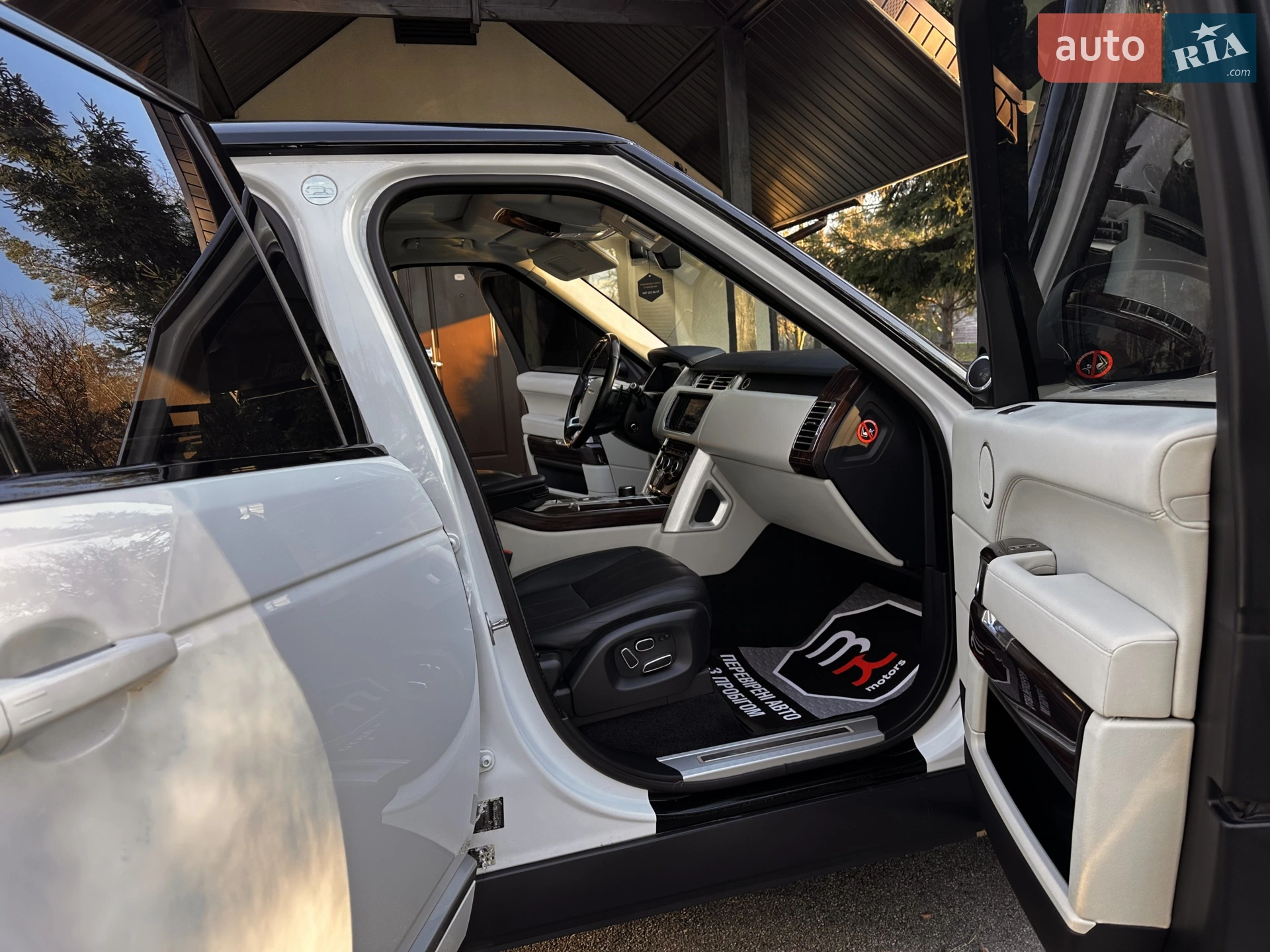 2013 Land Rover Range Rover - мініатюра 32