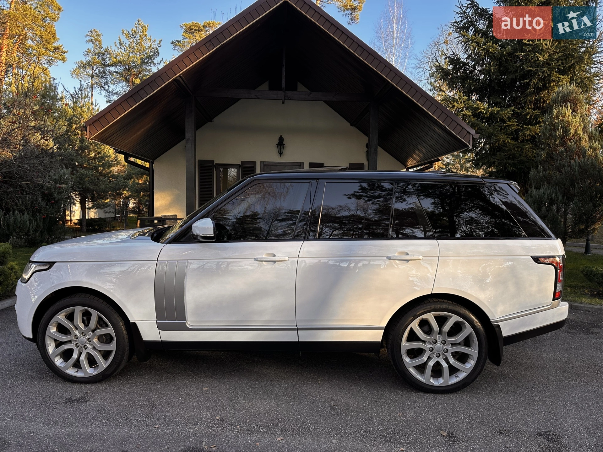 2013 Land Rover Range Rover - мініатюра 19