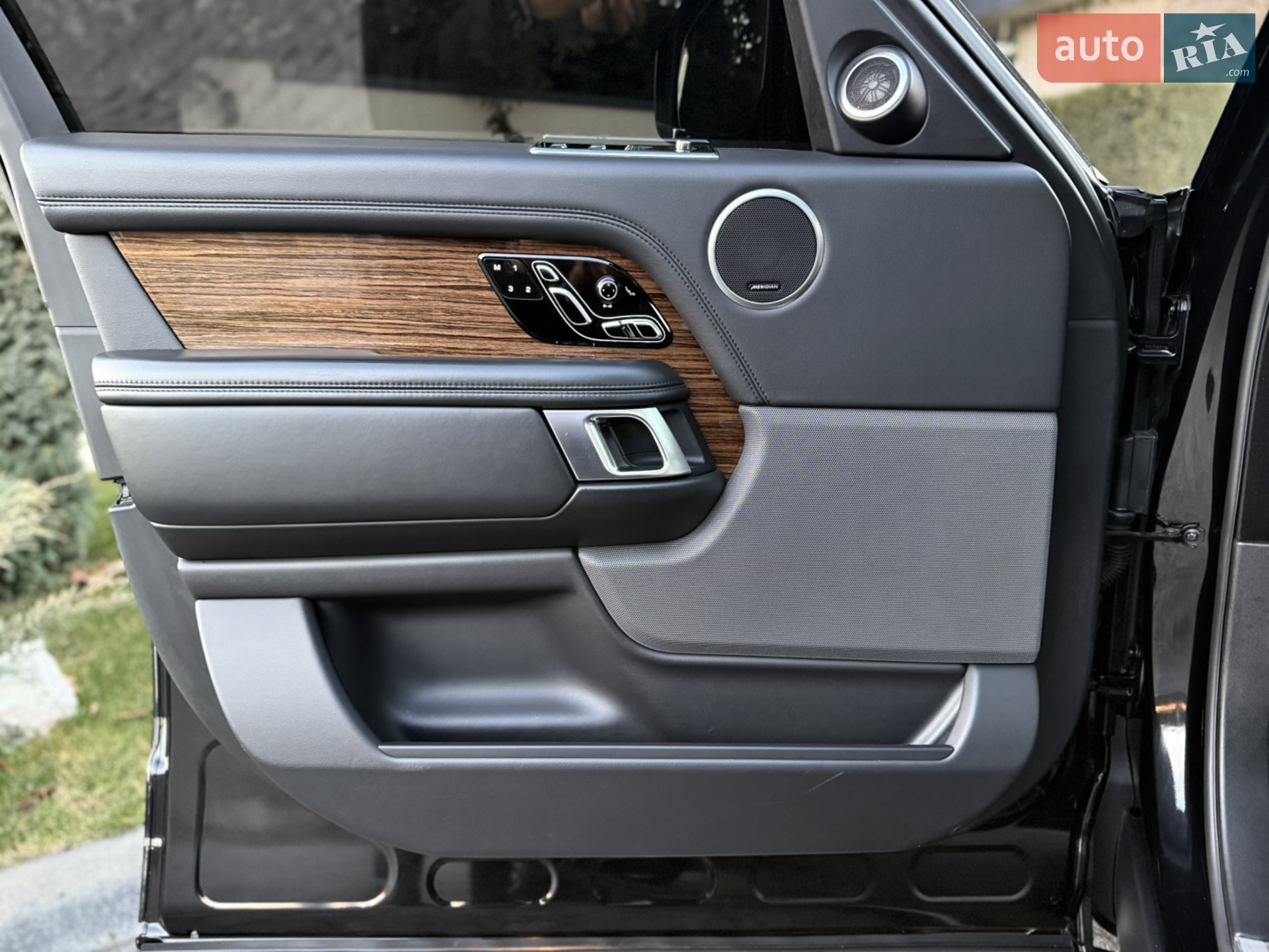 2018 Land Rover Range Rover - мініатюра 5