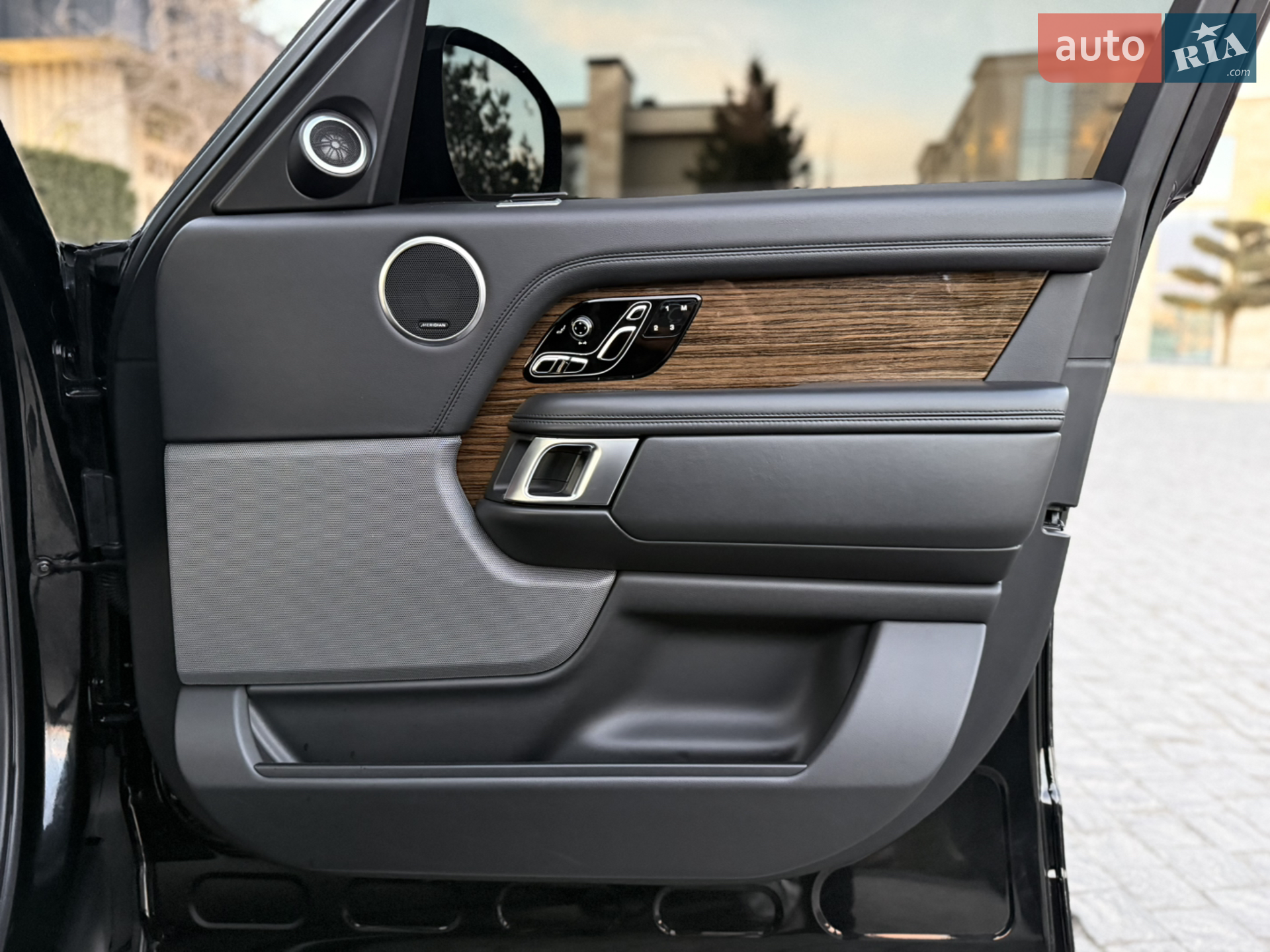 2018 Land Rover Range Rover - мініатюра 46
