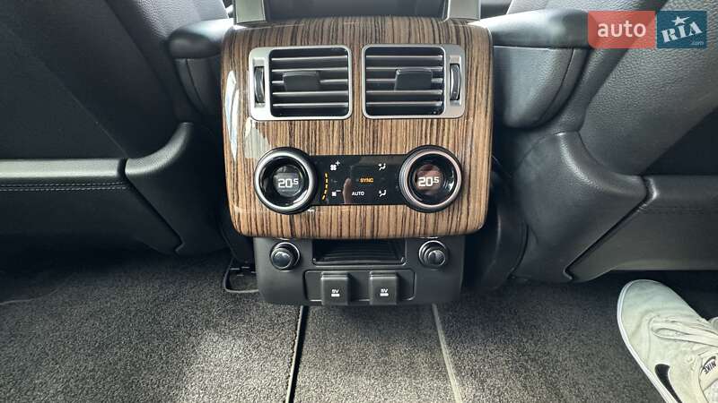 Внедорожник / Кроссовер Land Rover Range Rover 2018 в Киеве фото 29 Внедорожник / Кроссовер Land Rover Range Rover 2018 в Киеве