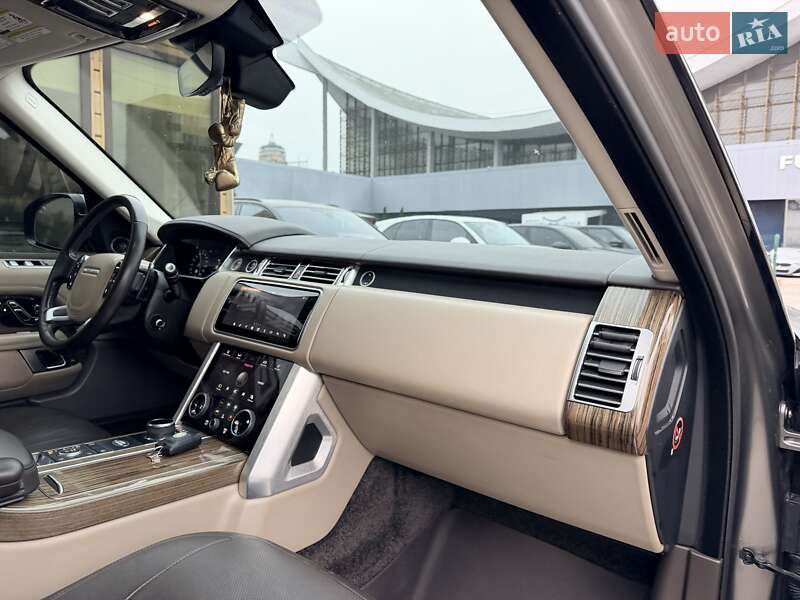 Внедорожник / Кроссовер Land Rover Range Rover 2018 в Киеве