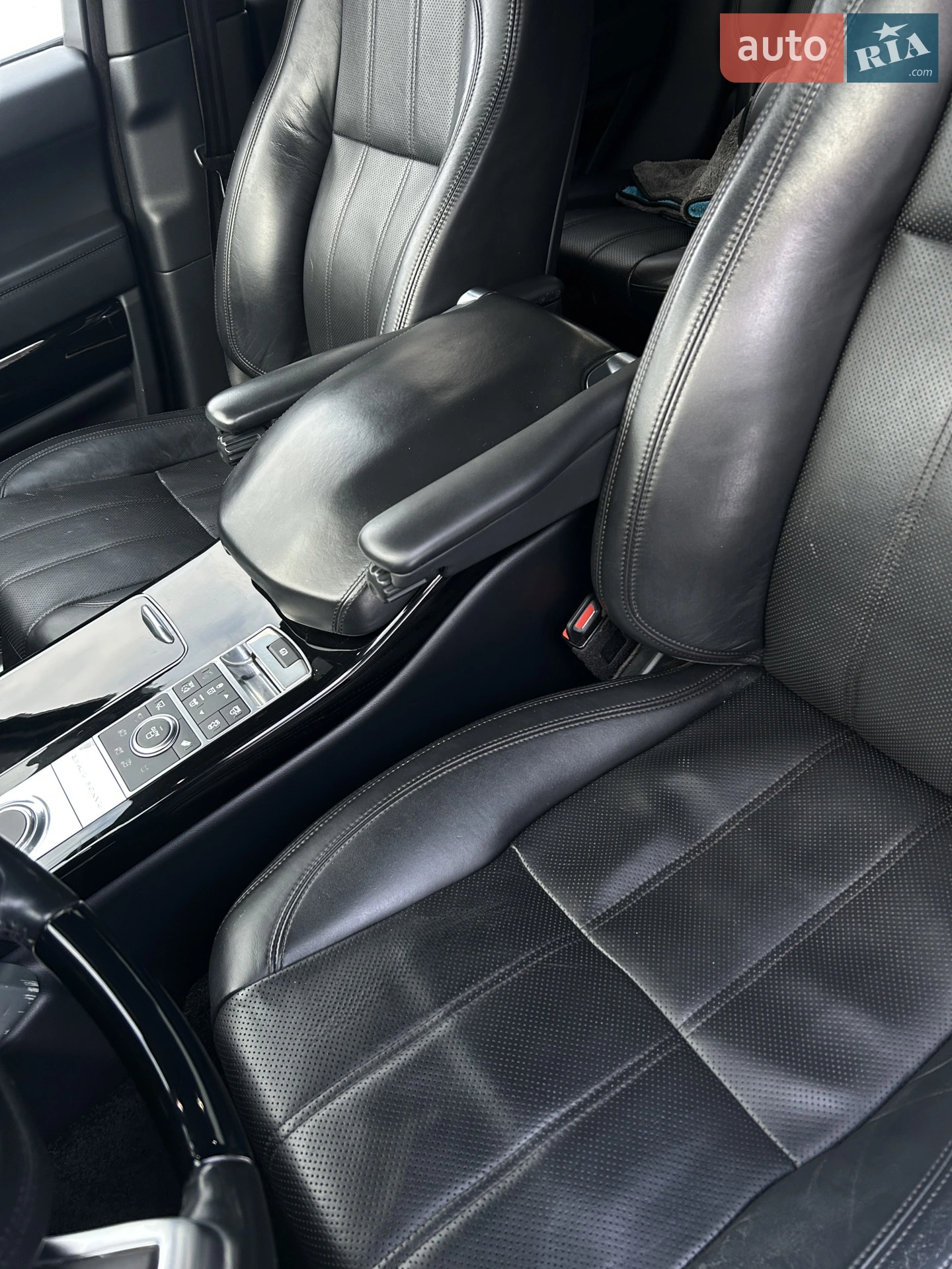 2016 Land Rover Range Rover - мініатюра 17