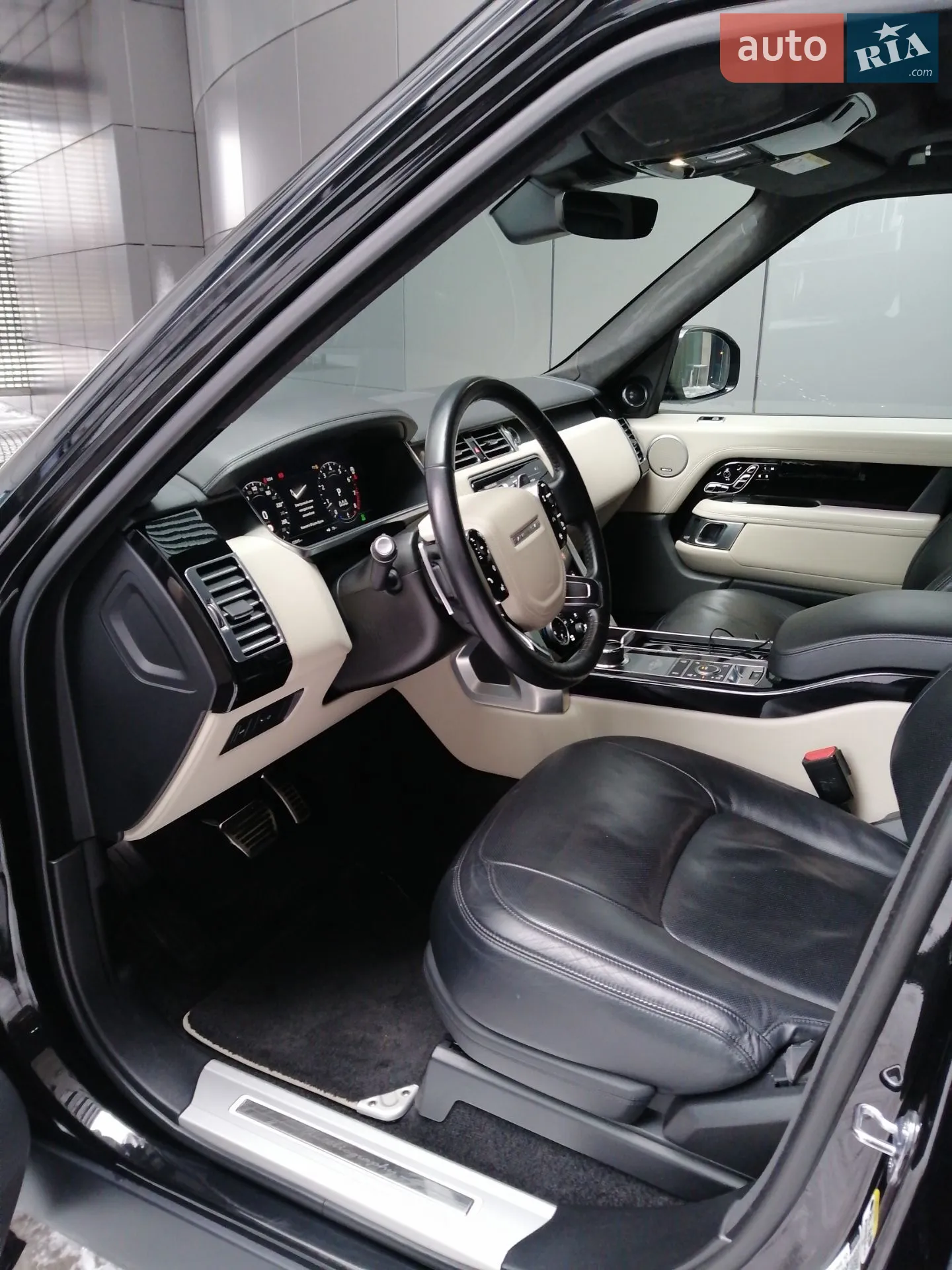 2020 Land Rover Range Rover - мініатюра 8