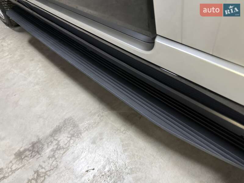 Внедорожник / Кроссовер Land Rover Range Rover 2021 в Киеве фото 32 Внедорожник / Кроссовер Land Rover Range Rover 2021 в Киеве