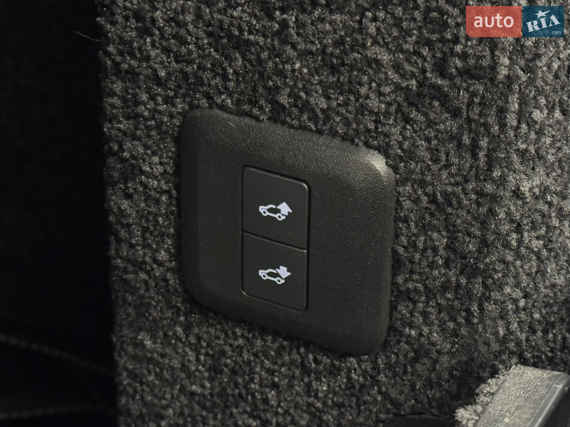 2020 Land Rover Range Rover - мініатюра 35