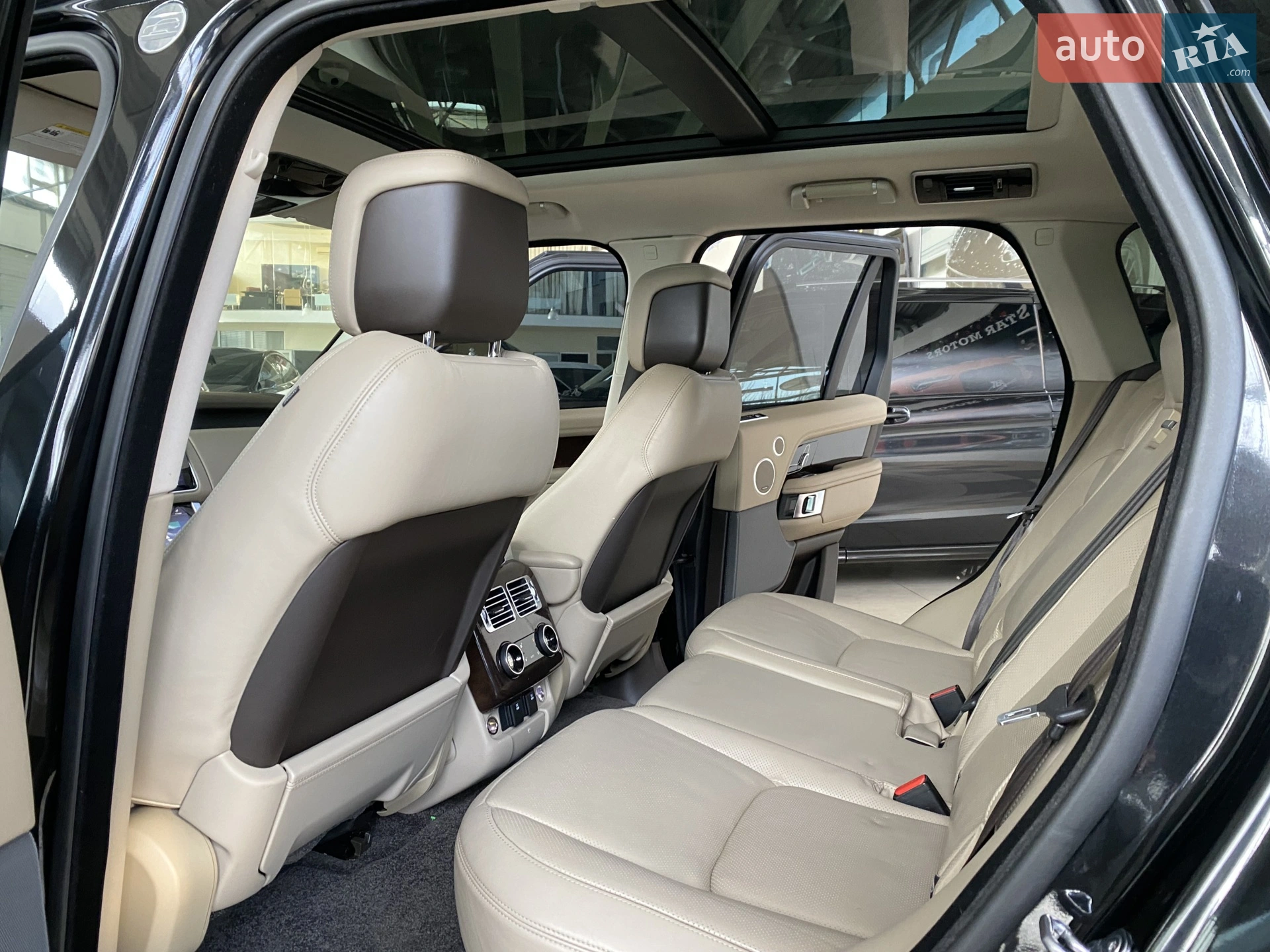 2018 Land Rover Range Rover - мініатюра 40