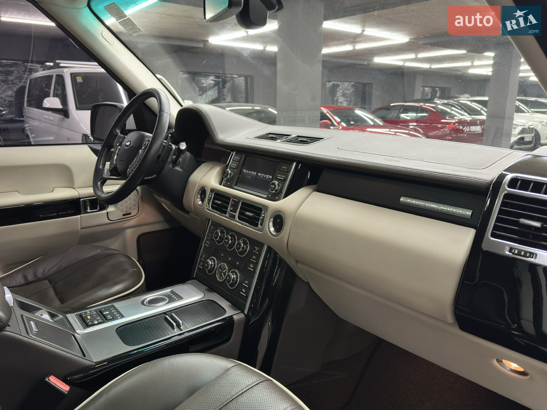 2012 Land Rover Range Rover - мініатюра 36