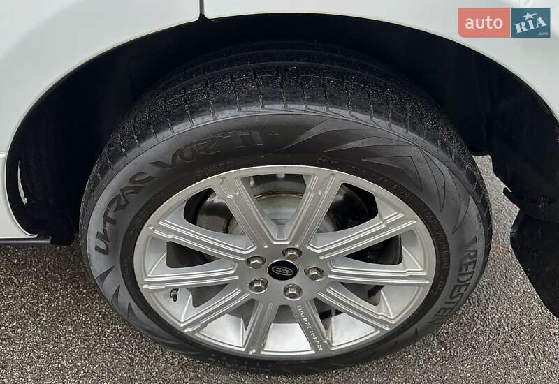 Внедорожник / Кроссовер Land Rover Range Rover 2010 в Киеве