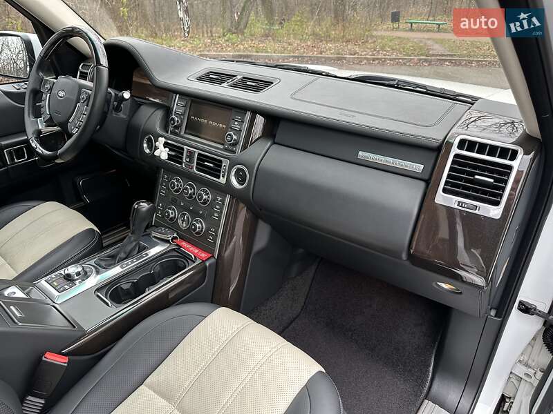 Внедорожник / Кроссовер Land Rover Range Rover 2010 в Киеве