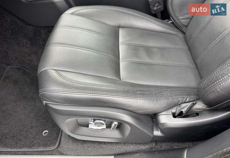 Внедорожник / Кроссовер Land Rover Range Rover 2016 в Черновцах