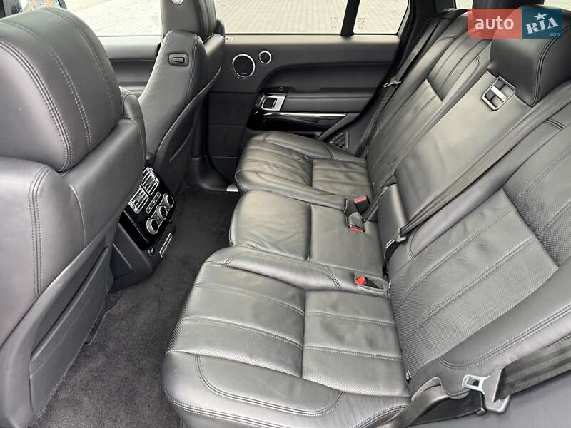 Внедорожник / Кроссовер Land Rover Range Rover 2016 в Черновцах