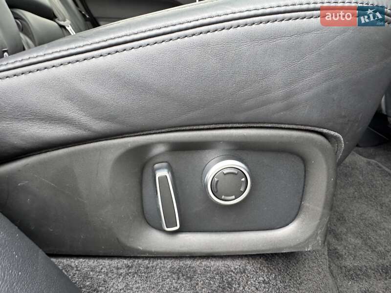 Внедорожник / Кроссовер Land Rover Range Rover 2016 в Черновцах