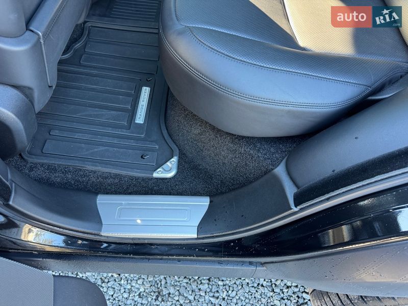 Внедорожник / Кроссовер Land Rover Range Rover 2018 в Тернополе