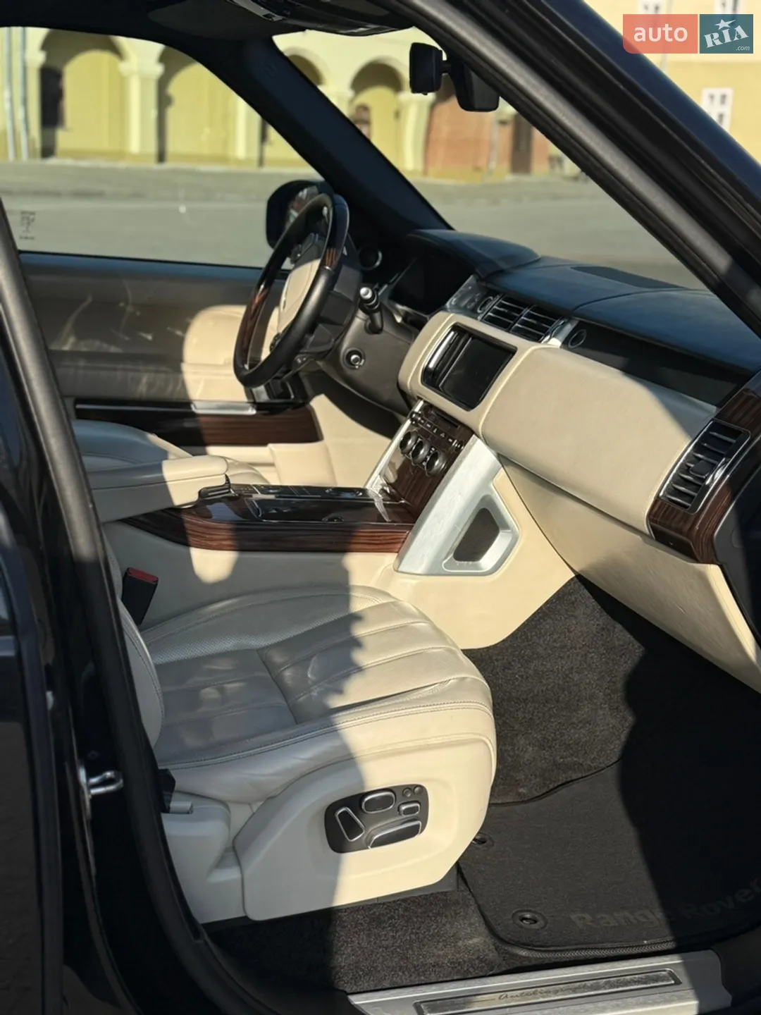 2013 Land Rover Range Rover - мініатюра 14