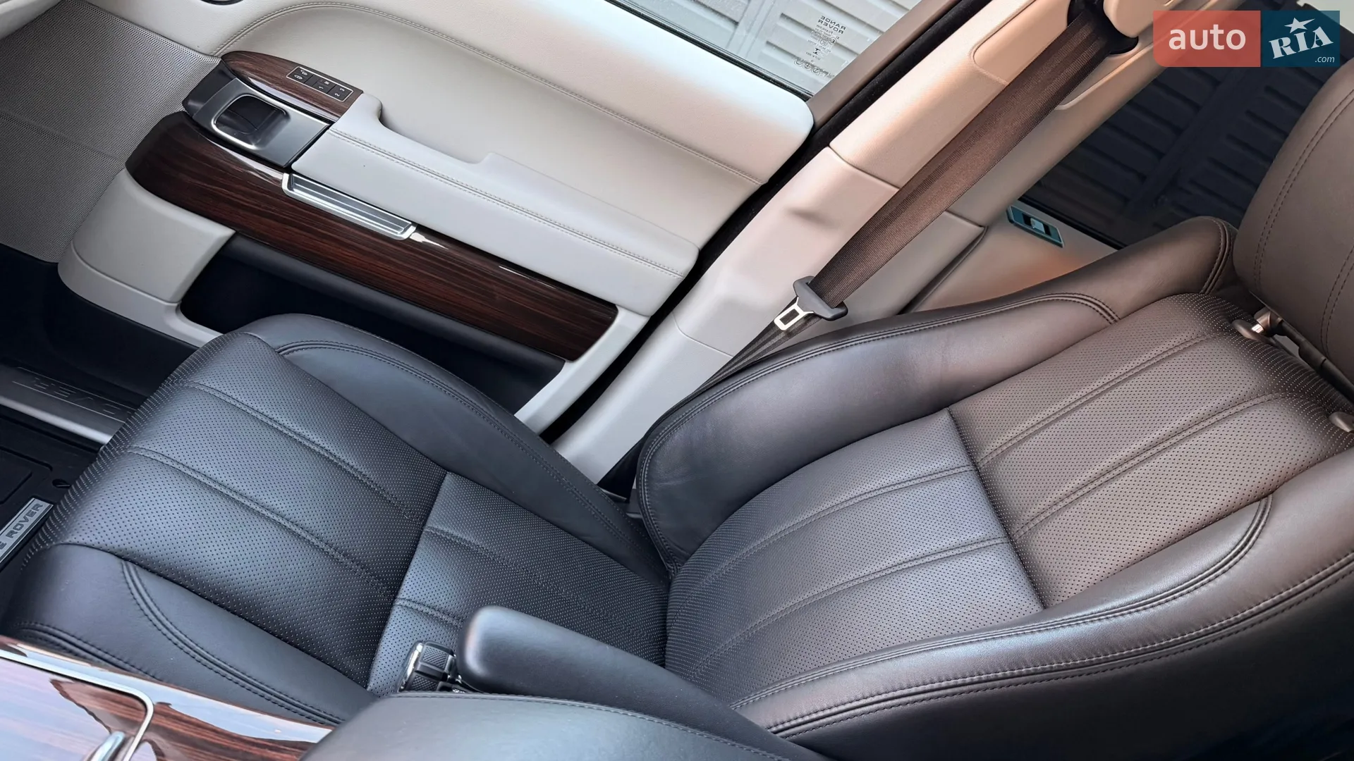 2017 Land Rover Range Rover - мініатюра 16