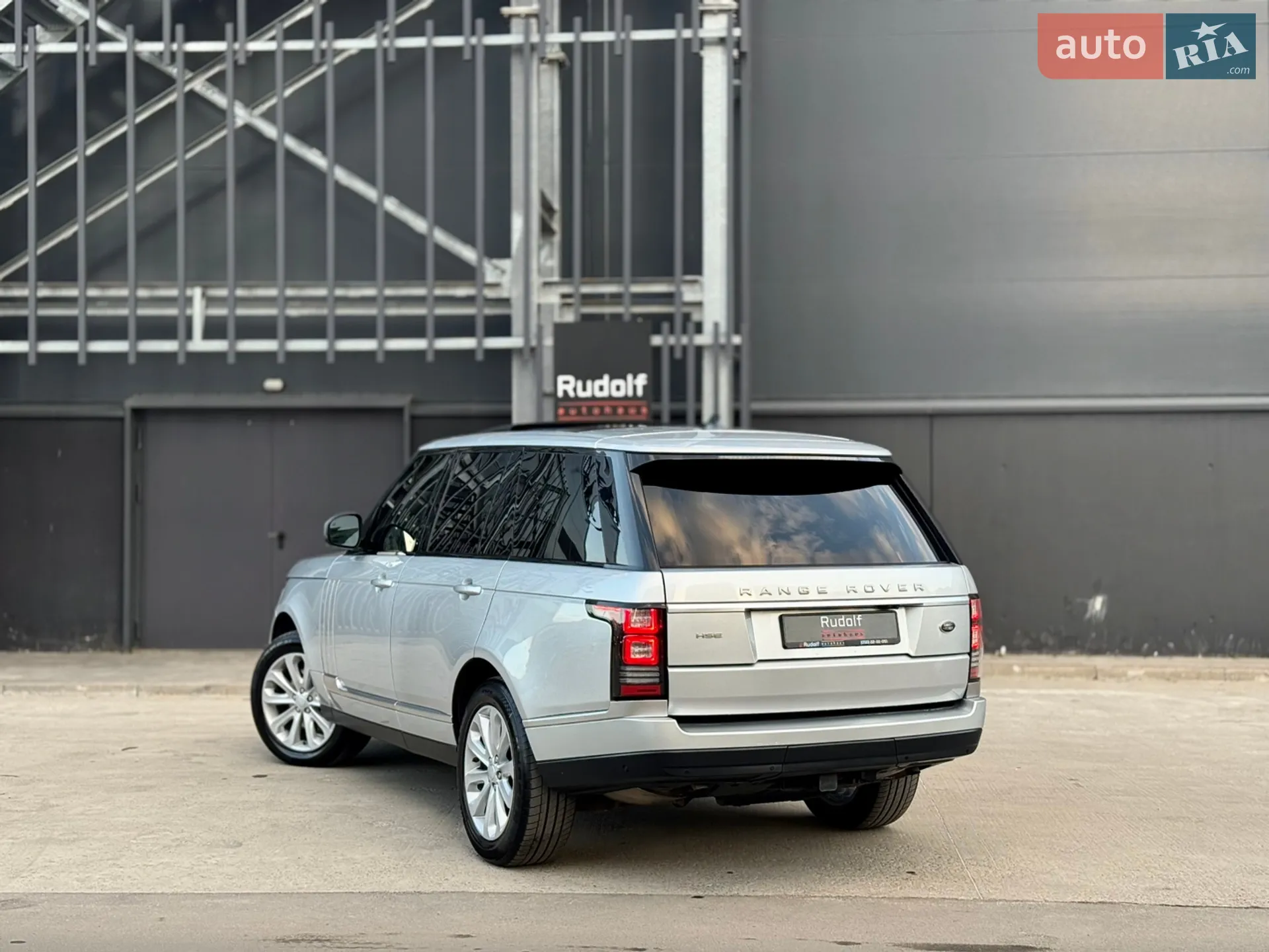 2016 Land Rover Range Rover - мініатюра 24