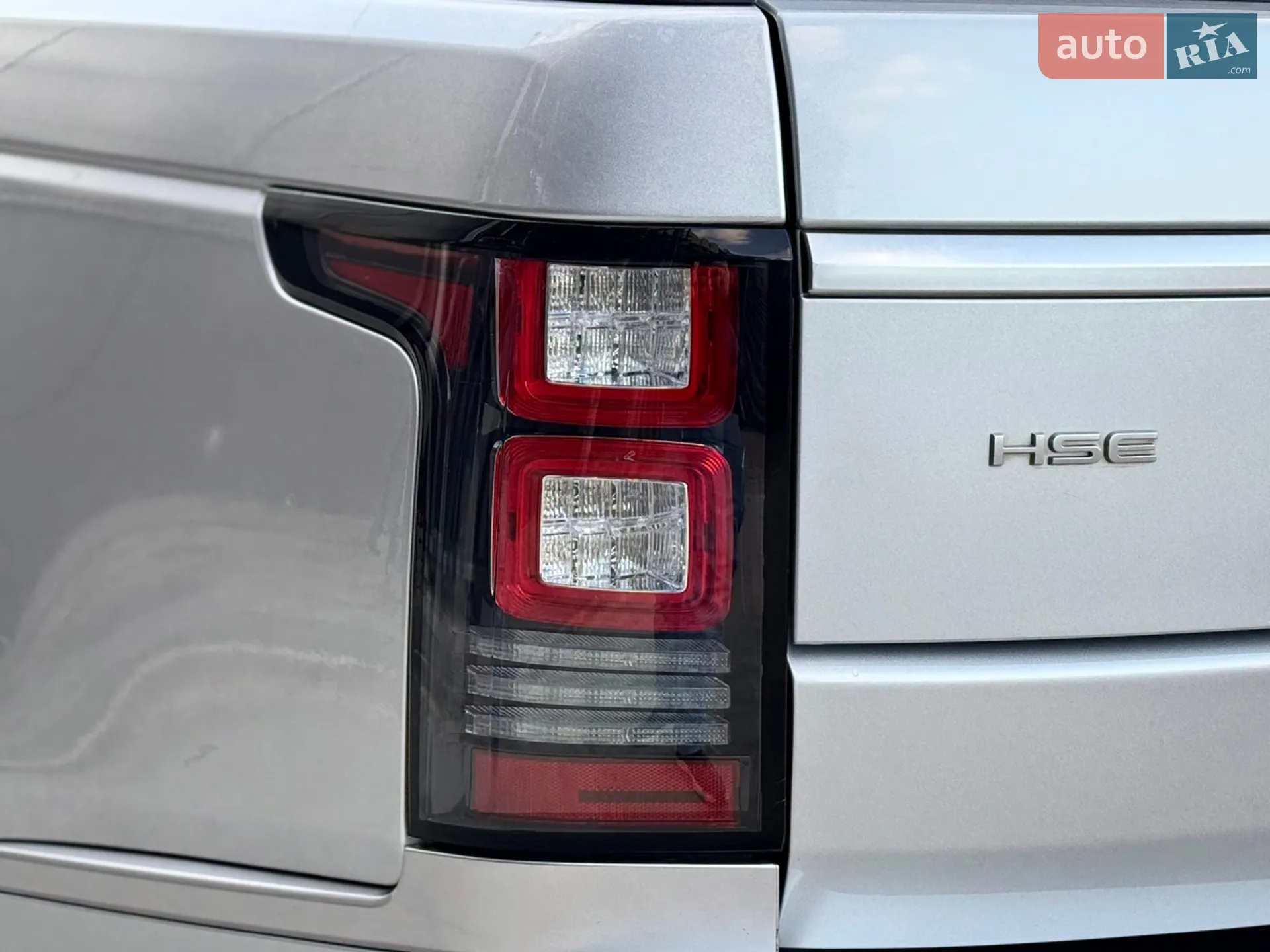 2016 Land Rover Range Rover - мініатюра 28