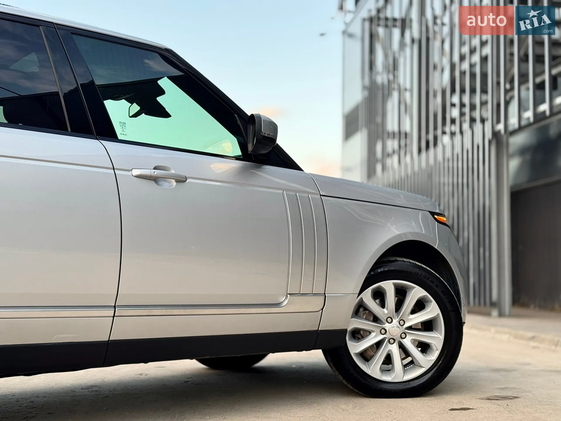 2016 Land Rover Range Rover - мініатюра 39