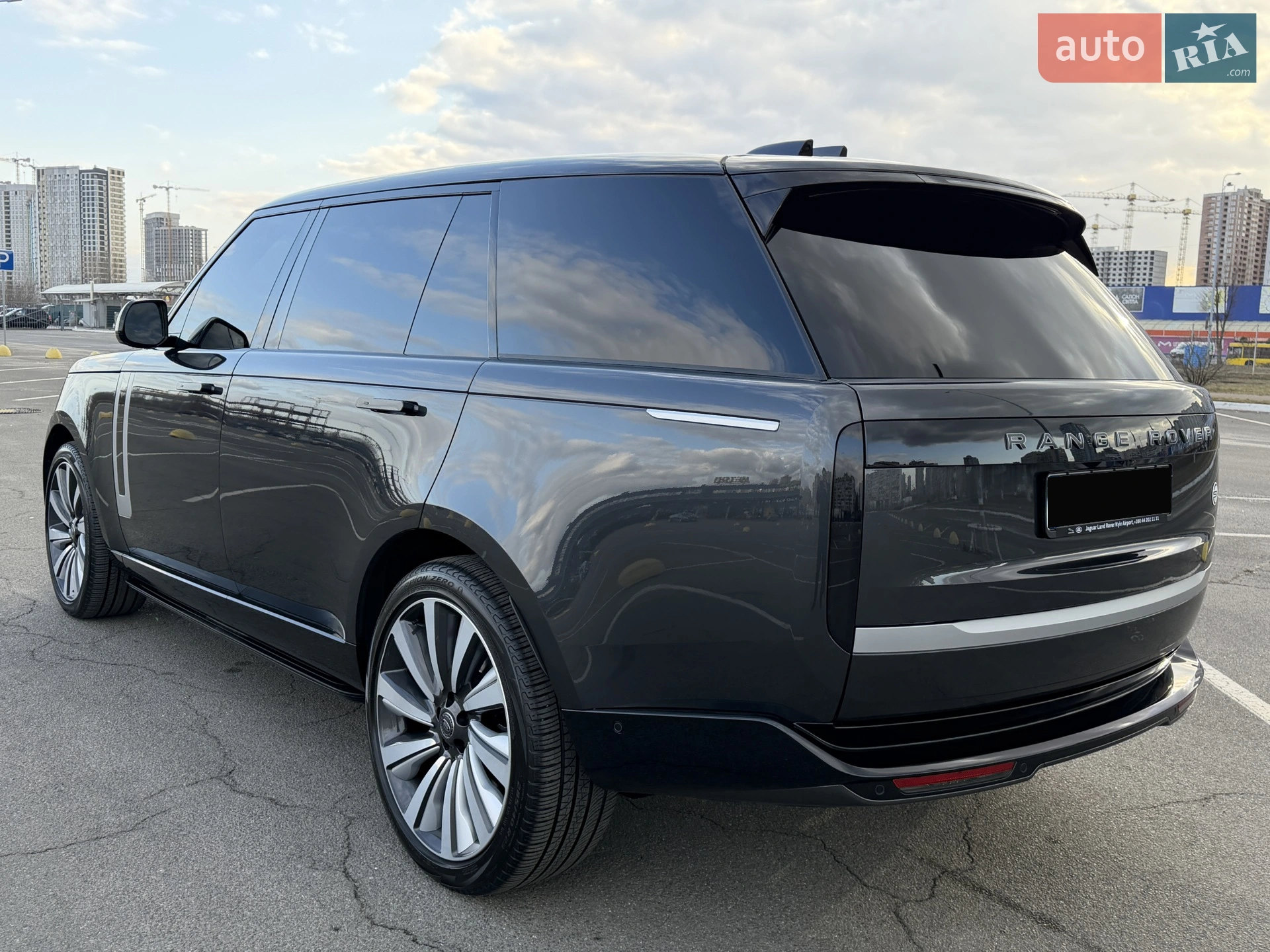 2023 Land Rover Range Rover - мініатюра 17