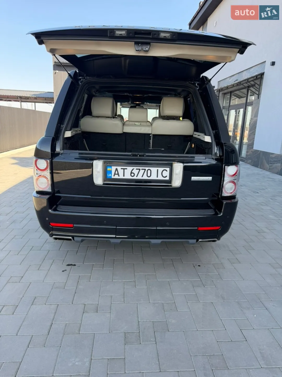 2011 Land Rover Range Rover - мініатюра 28