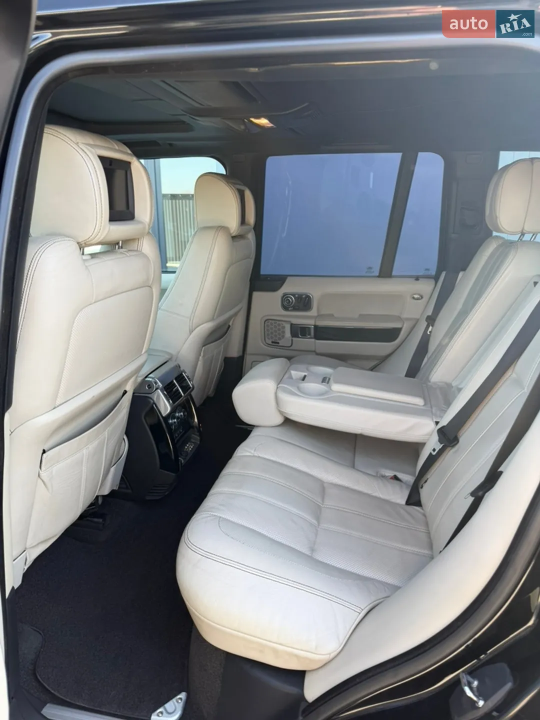2011 Land Rover Range Rover - мініатюра 34