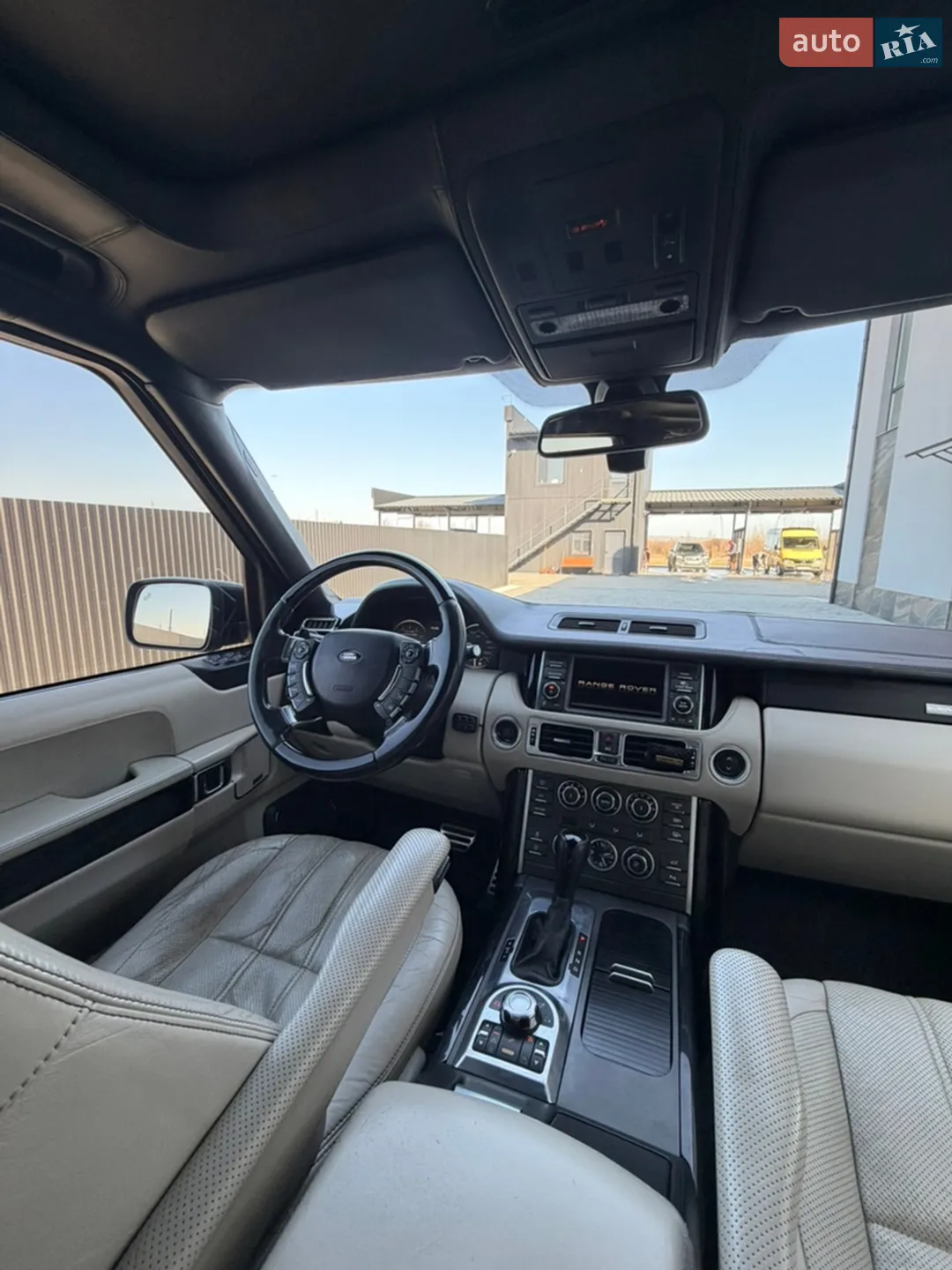 2011 Land Rover Range Rover - мініатюра 45
