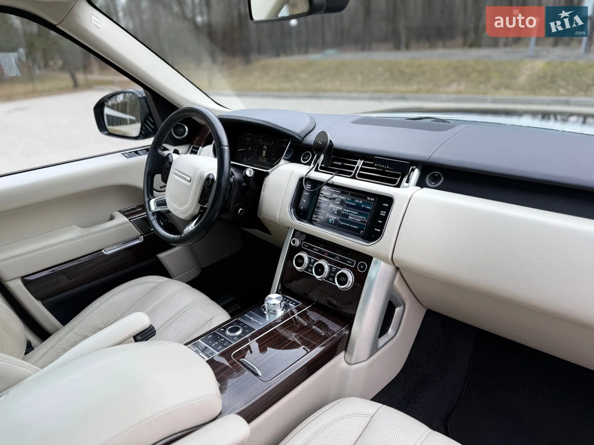 2015 Land Rover Range Rover - мініатюра 40