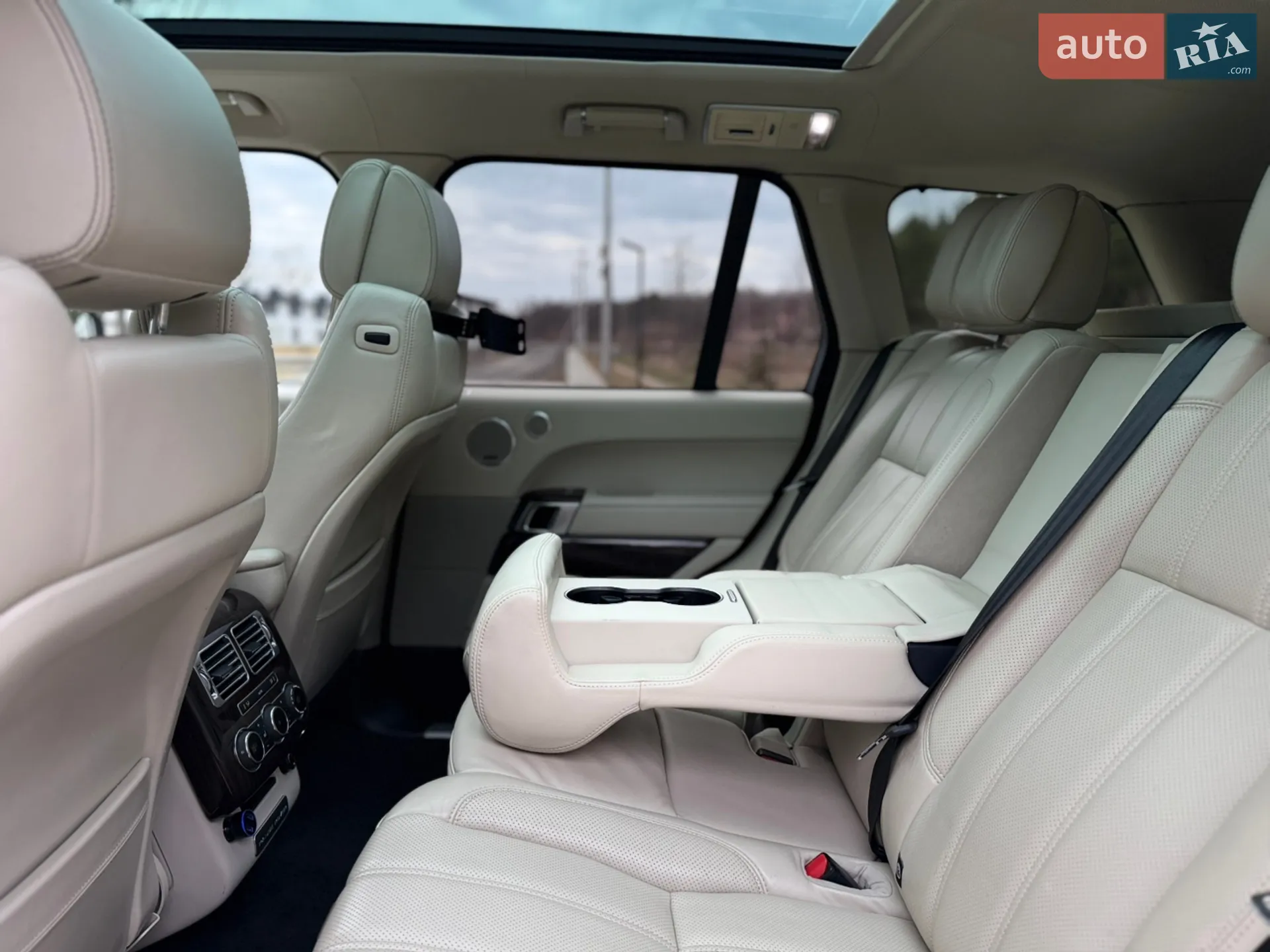 2015 Land Rover Range Rover - мініатюра 79