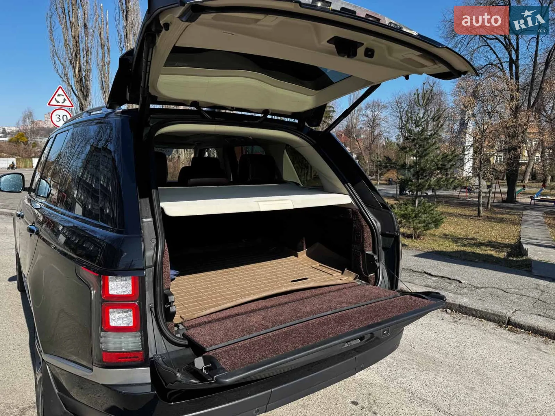 2017 Land Rover Range Rover - мініатюра 13