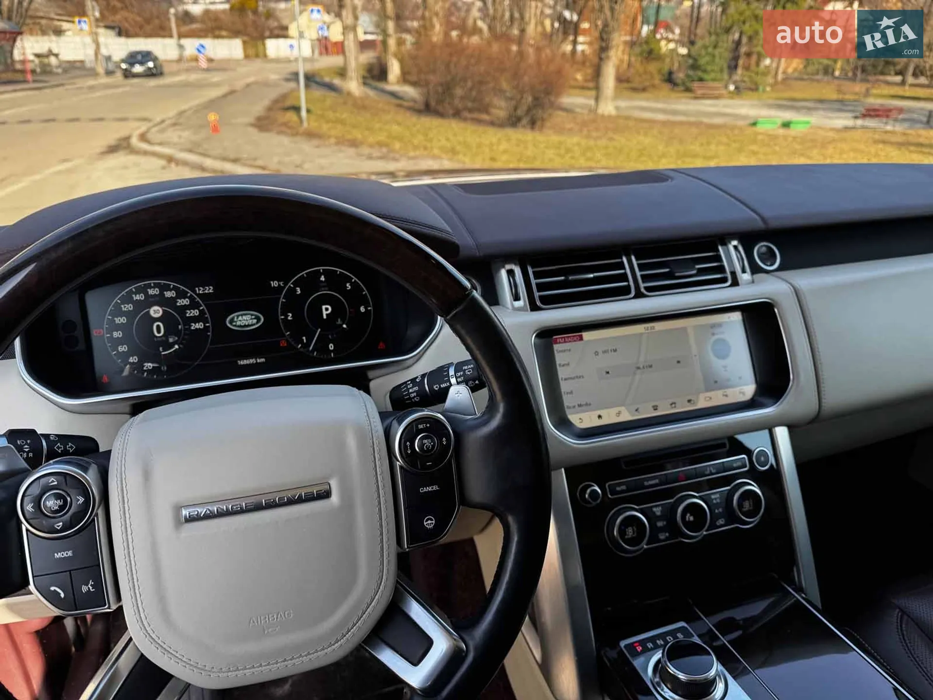 2017 Land Rover Range Rover - мініатюра 31