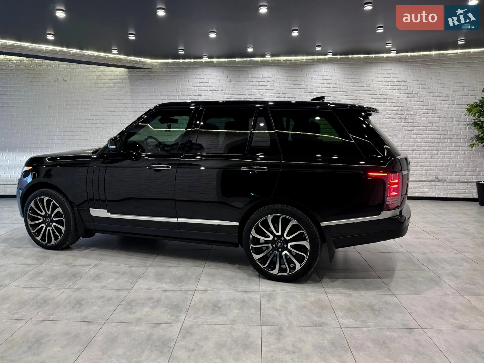 2017 Land Rover Range Rover - мініатюра 116