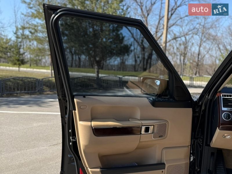 Позашляховик / Кросовер Land Rover Range Rover 2008 в Харкові