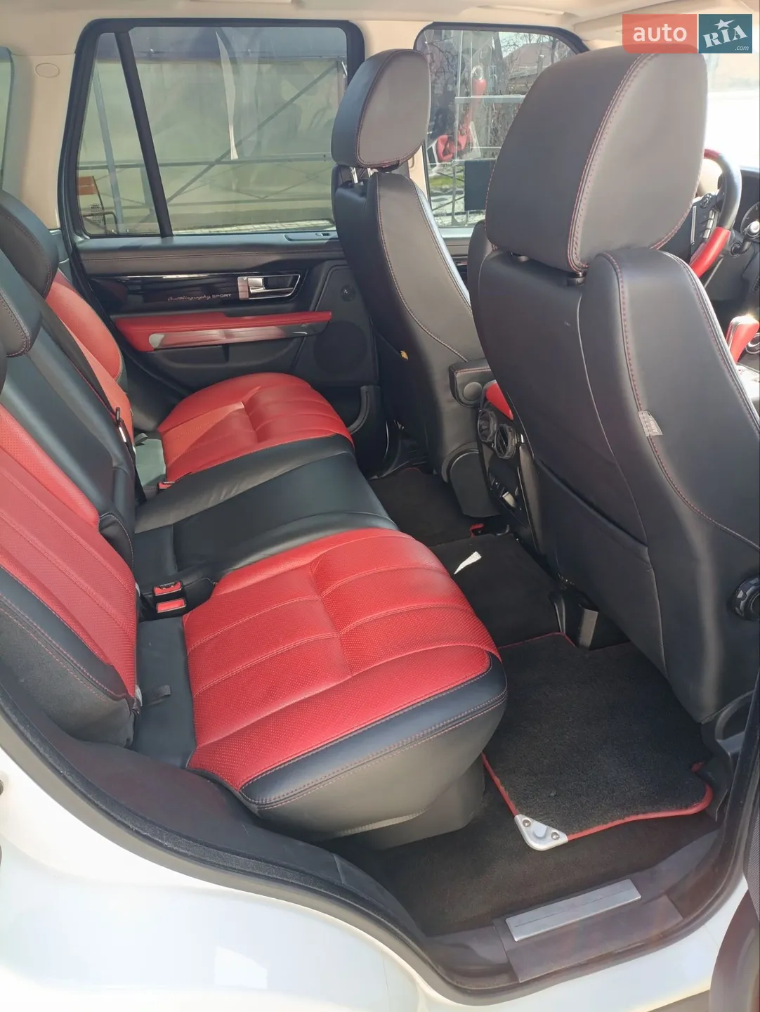 2013 Land Rover Range Rover - мініатюра 12