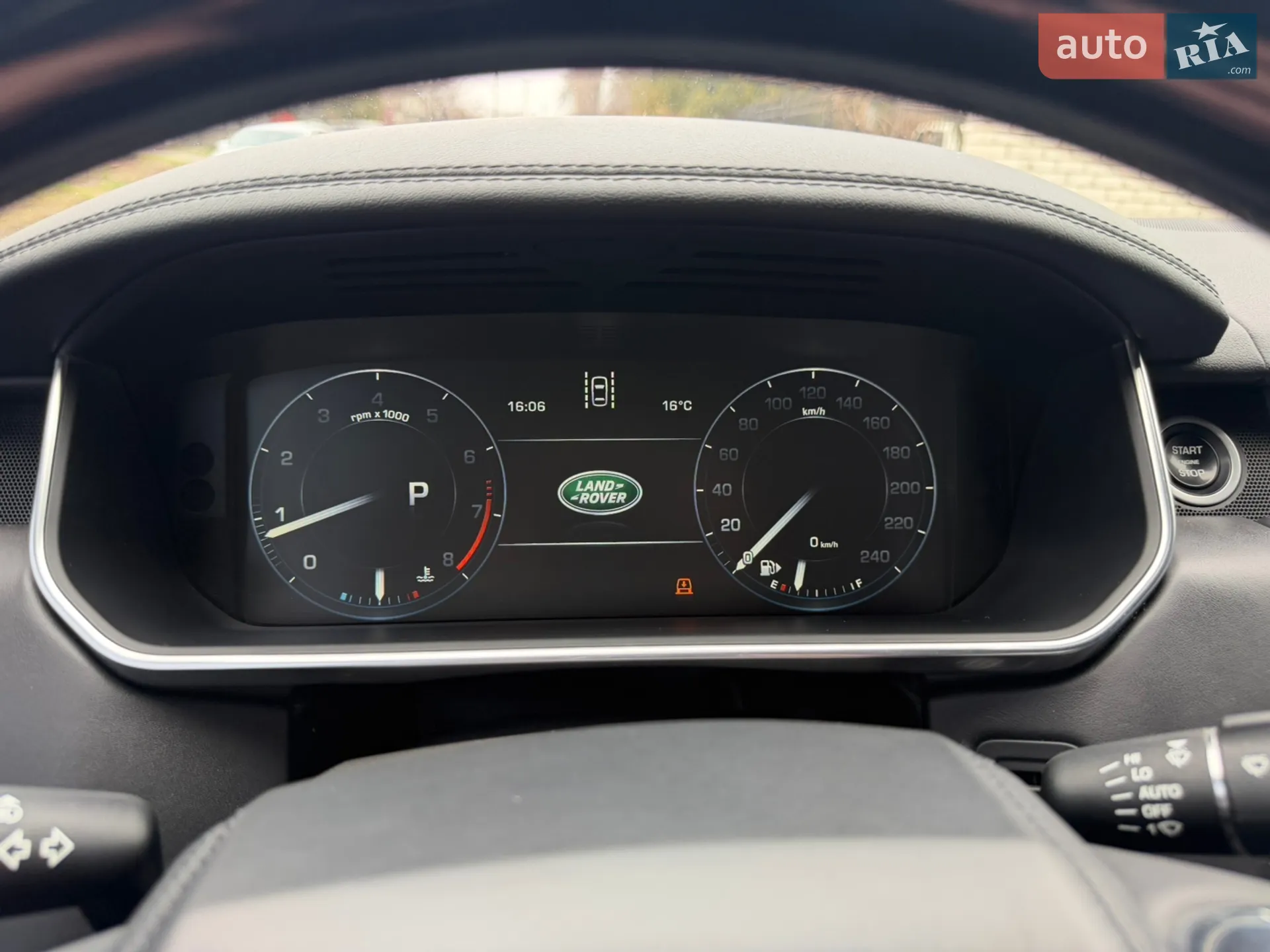 2016 Land Rover Range Rover - мініатюра 11