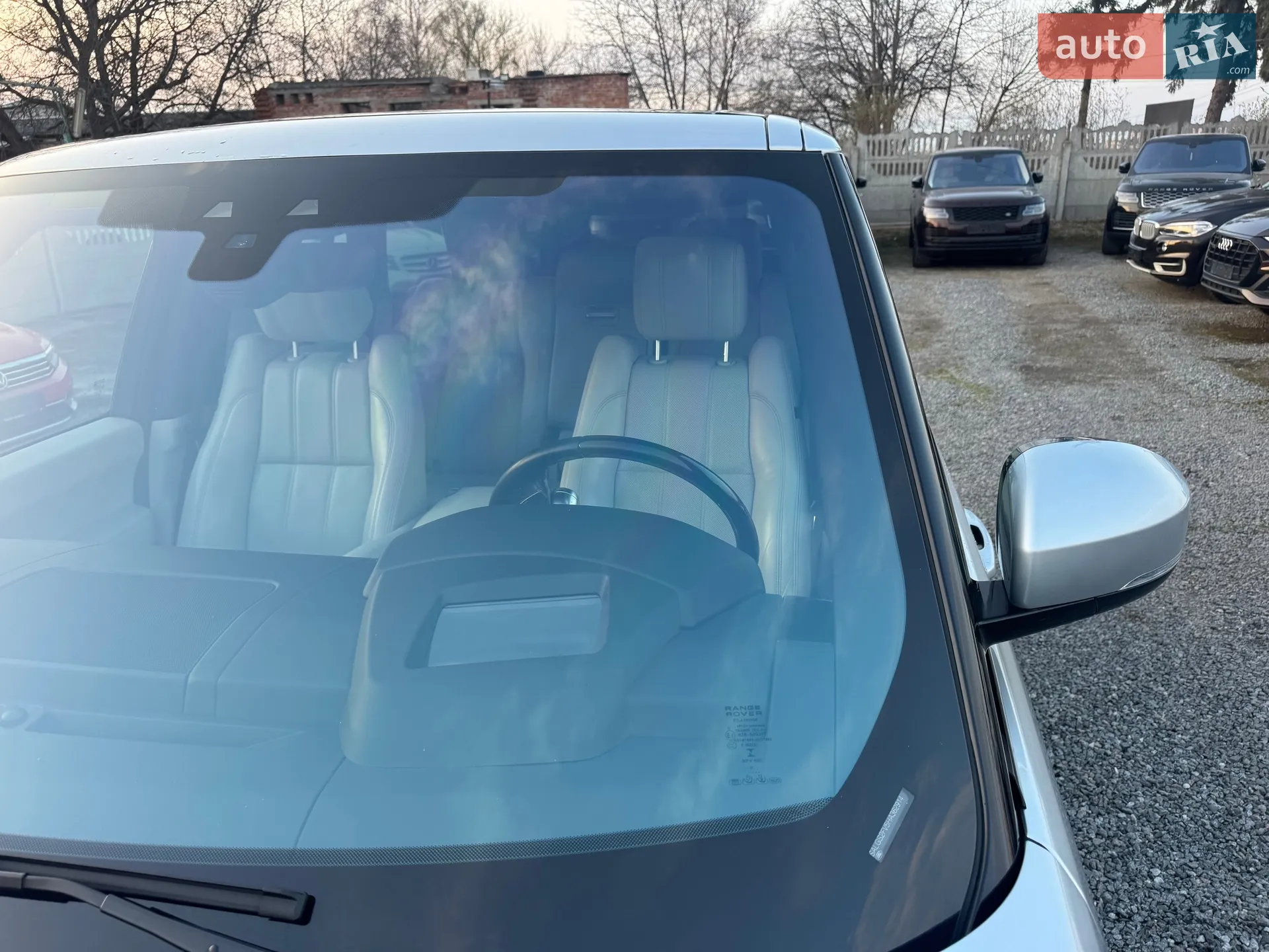 2017 Land Rover Range Rover - мініатюра 27