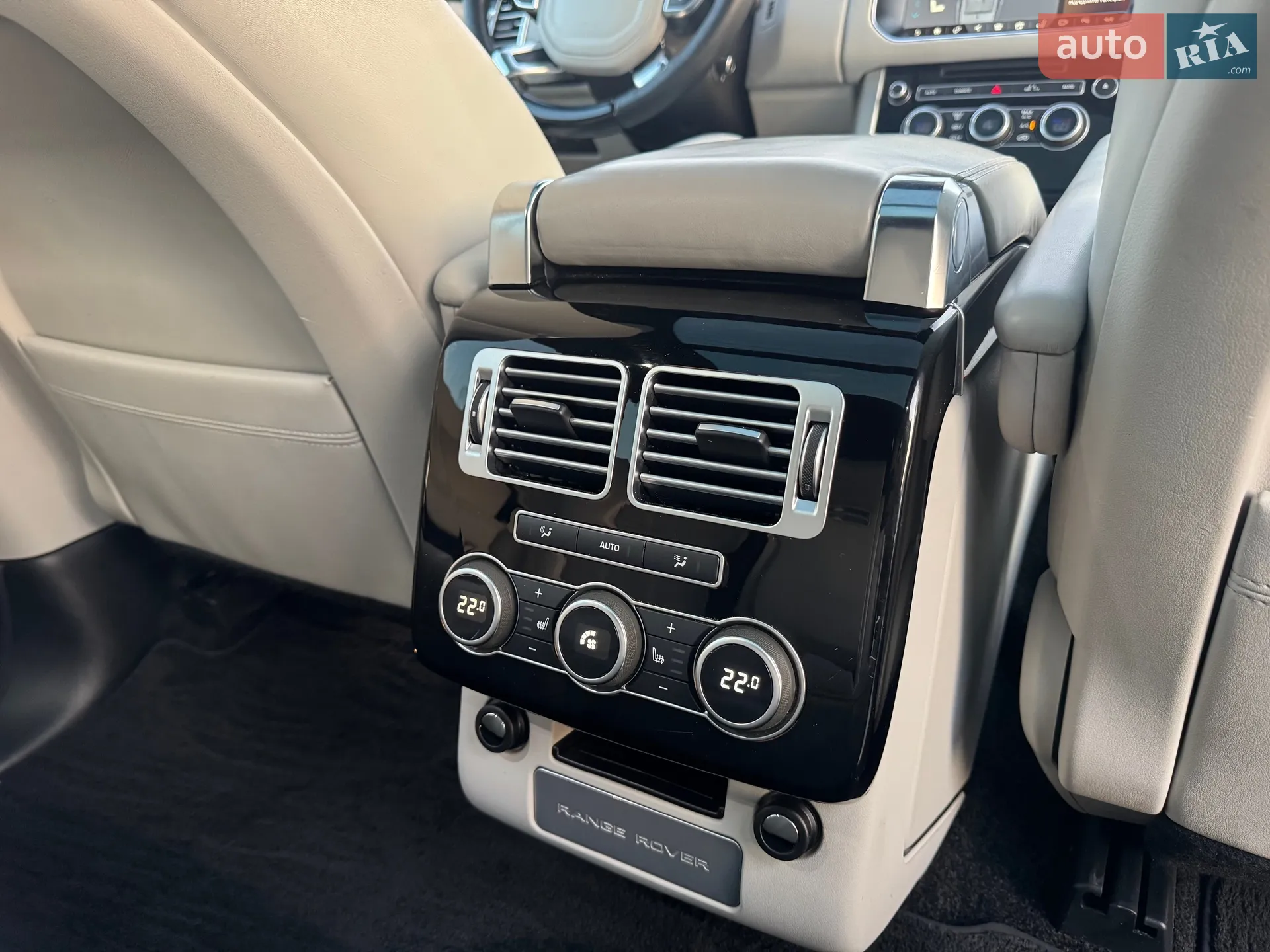 2017 Land Rover Range Rover - мініатюра 47