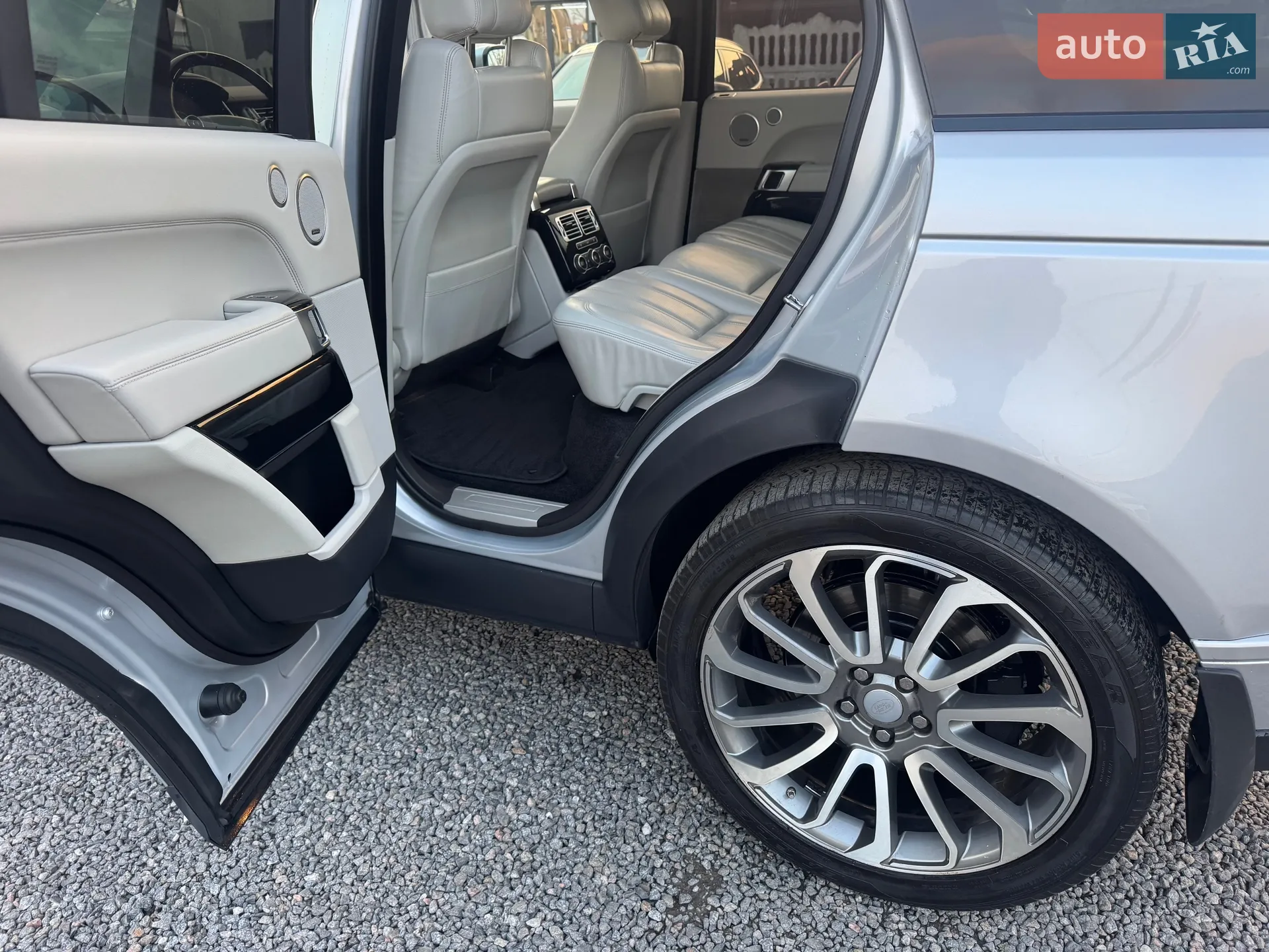 2017 Land Rover Range Rover - мініатюра 112