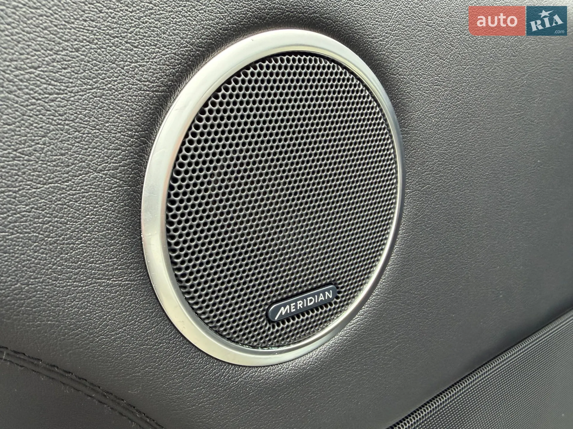 2016 Land Rover Range Rover - мініатюра 28