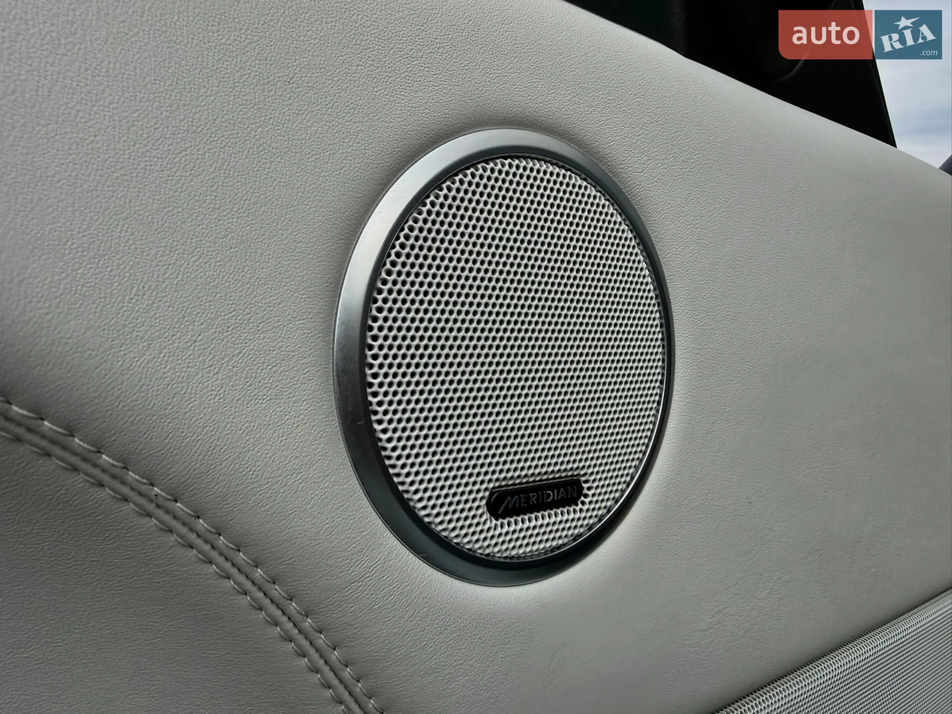 2016 Land Rover Range Rover - мініатюра 46