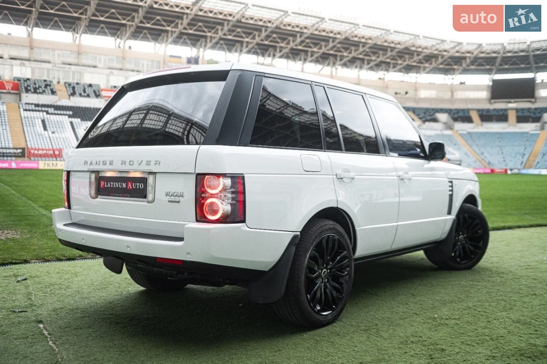 2011 Land Rover Range Rover - мініатюра 13