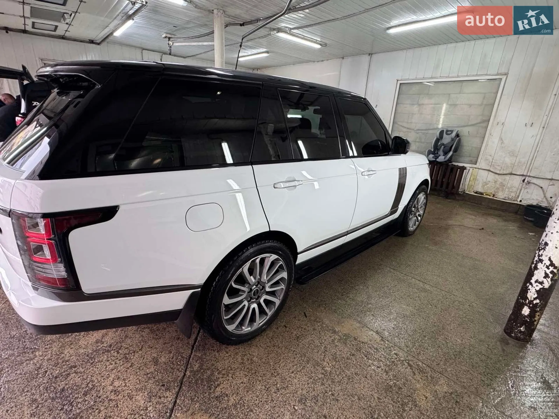 2013 Land Rover Range Rover - мініатюра 4