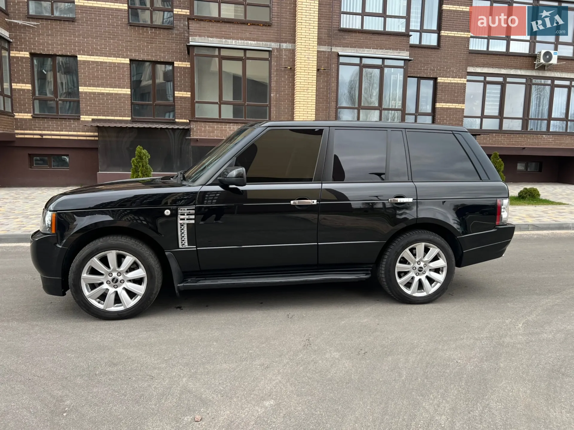 2010 Land Rover Range Rover - мініатюра 8