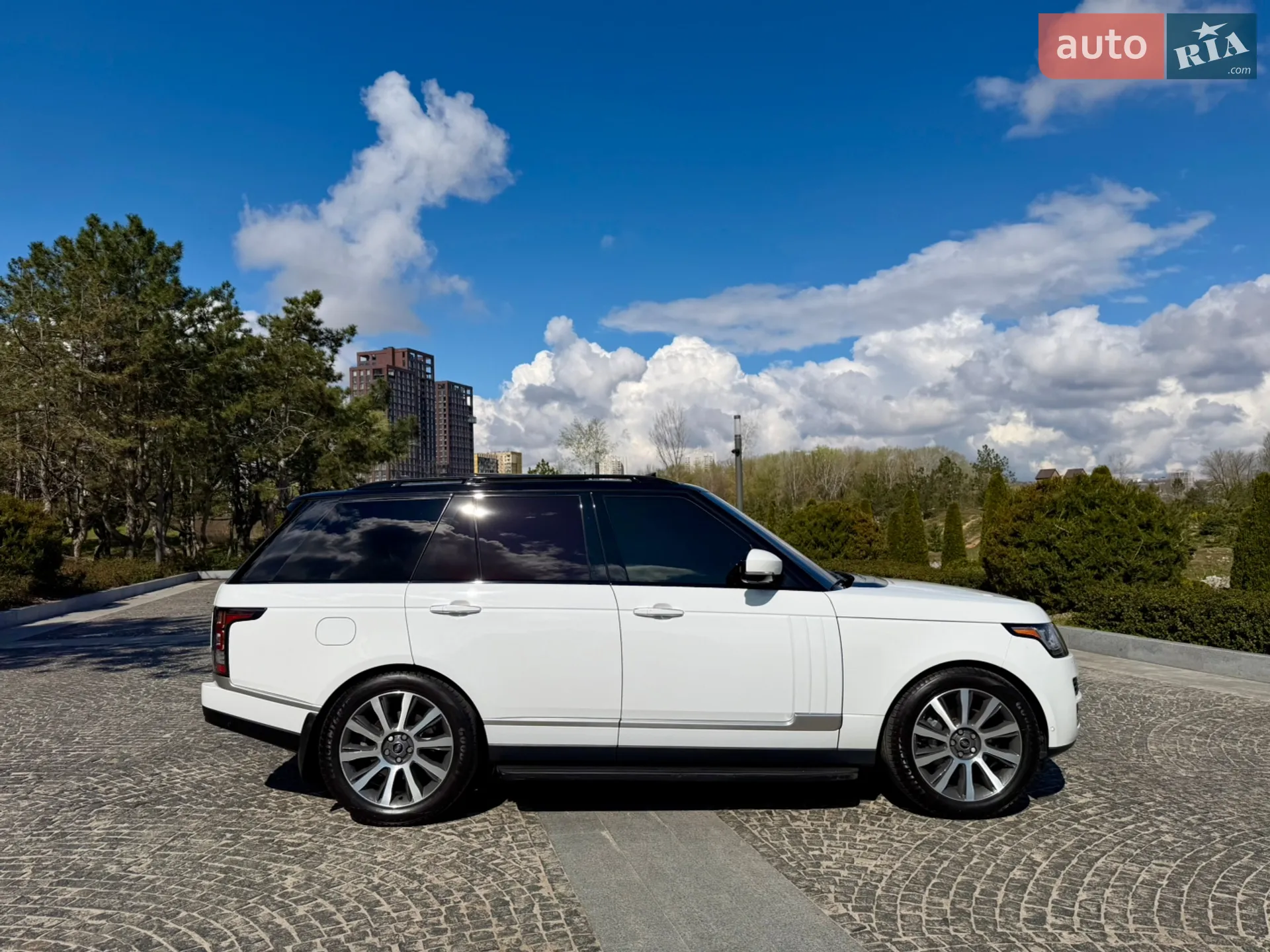2015 Land Rover Range Rover - мініатюра 11